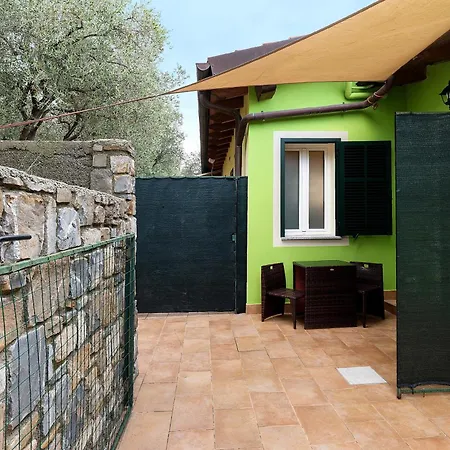 House Alojamento de Turismo Rural Santo Stefano al Mare